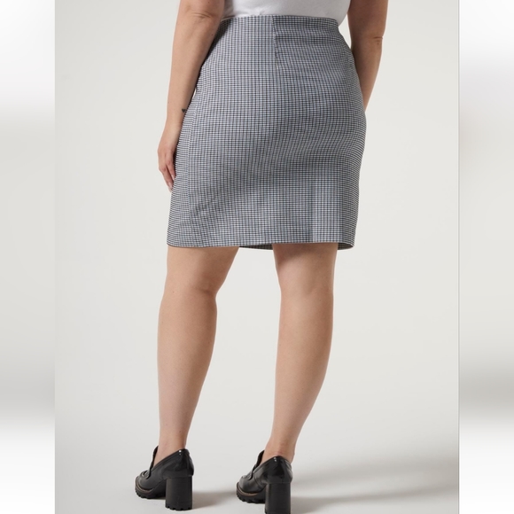 BNWT Check Print Skirt - 22 - Picture 5 of 13